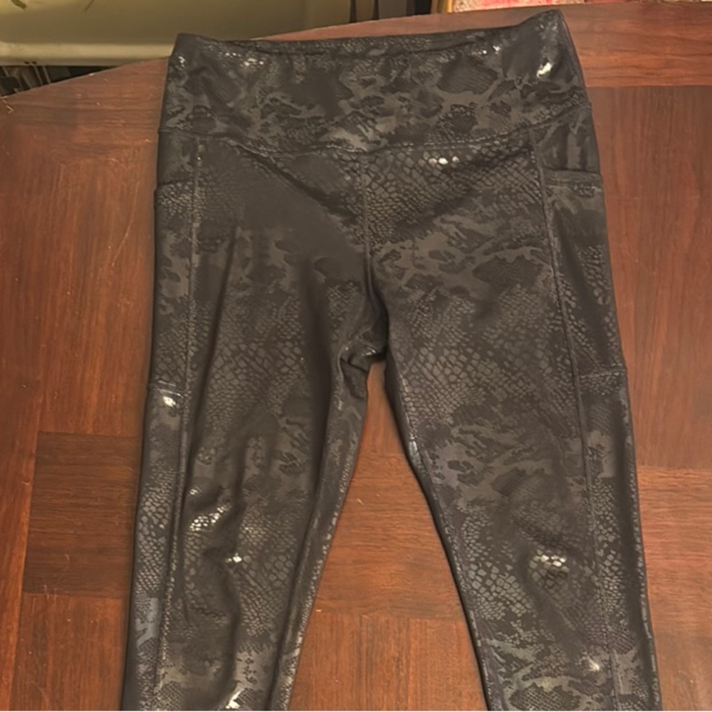 CVG Glisten Here size large leggings
